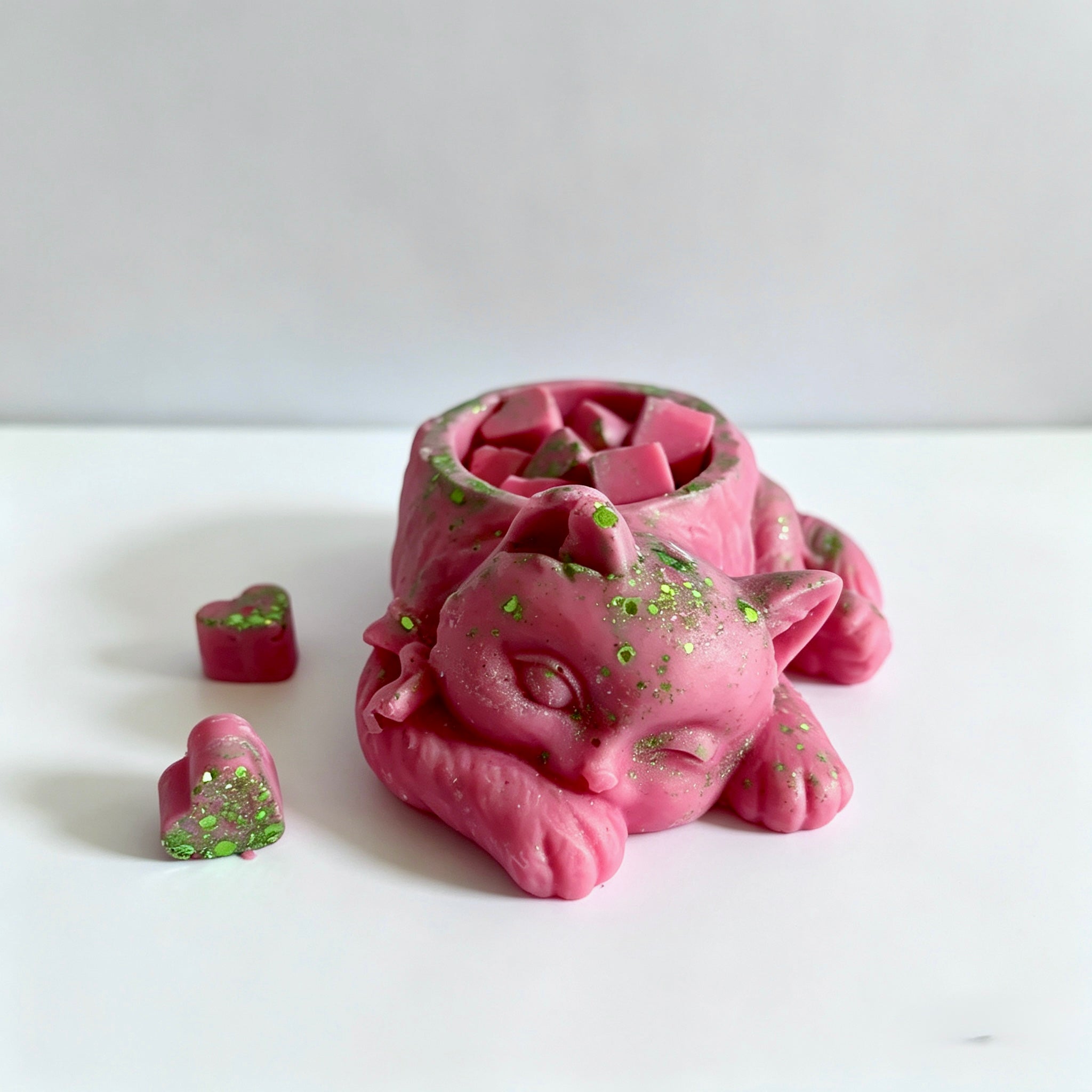 Sleeping Cat Wax Melts – Natural Soy Wax | Handcrafted with Mini Hearts Inside
