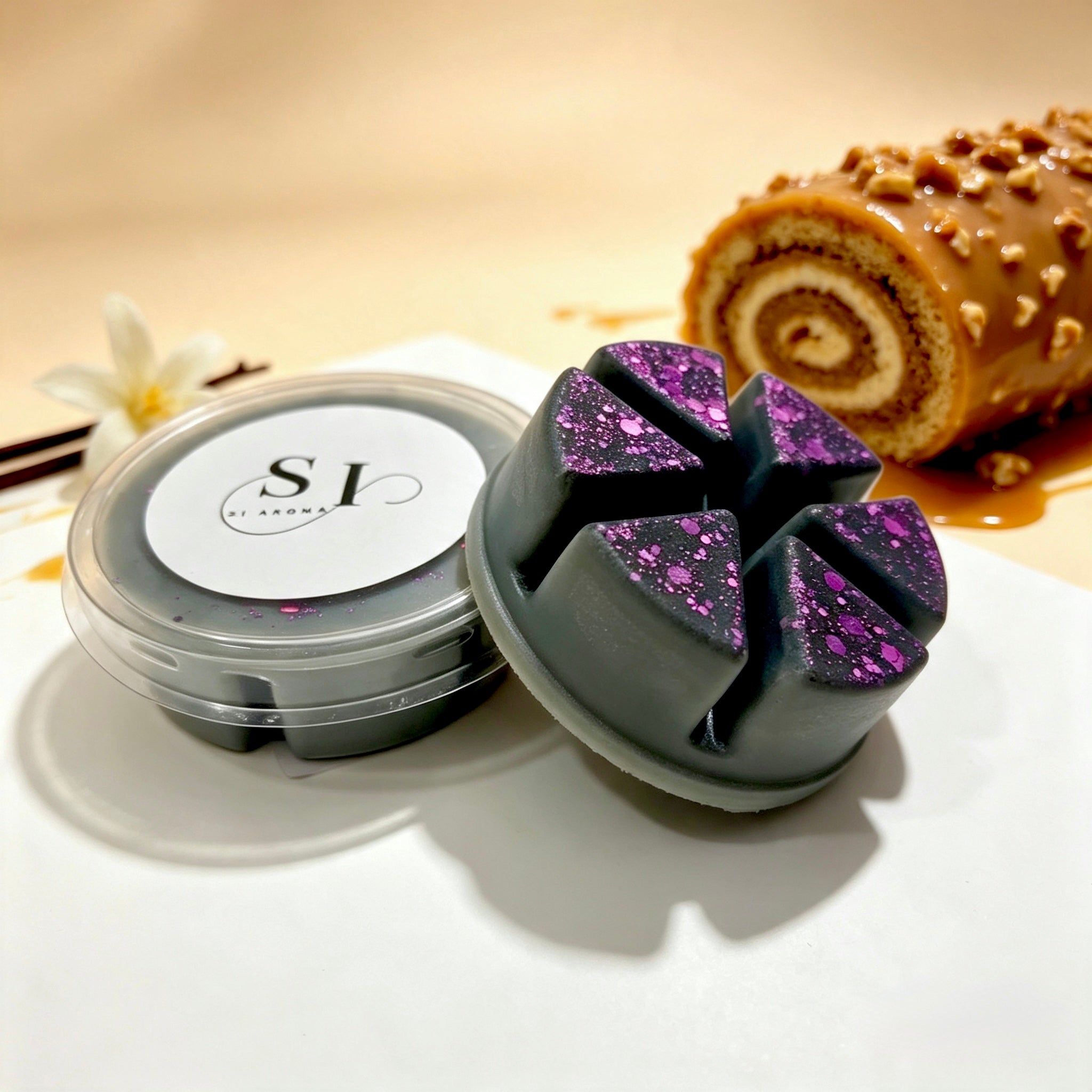 Toffee Nut Roulade Wax Melt Pot