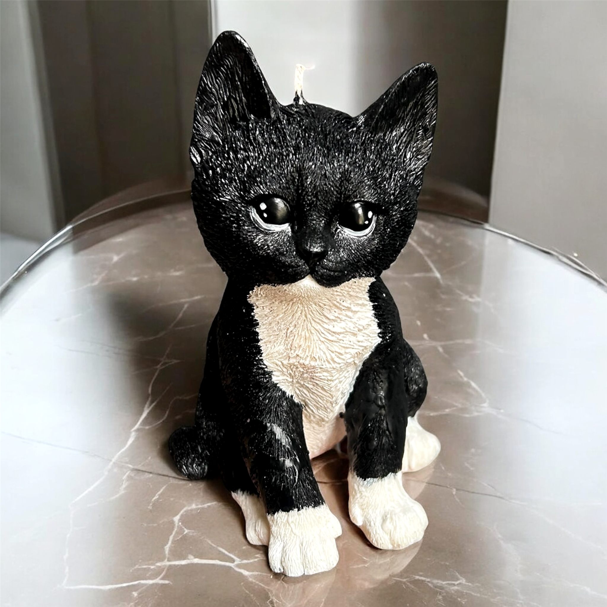 Customised cat candle