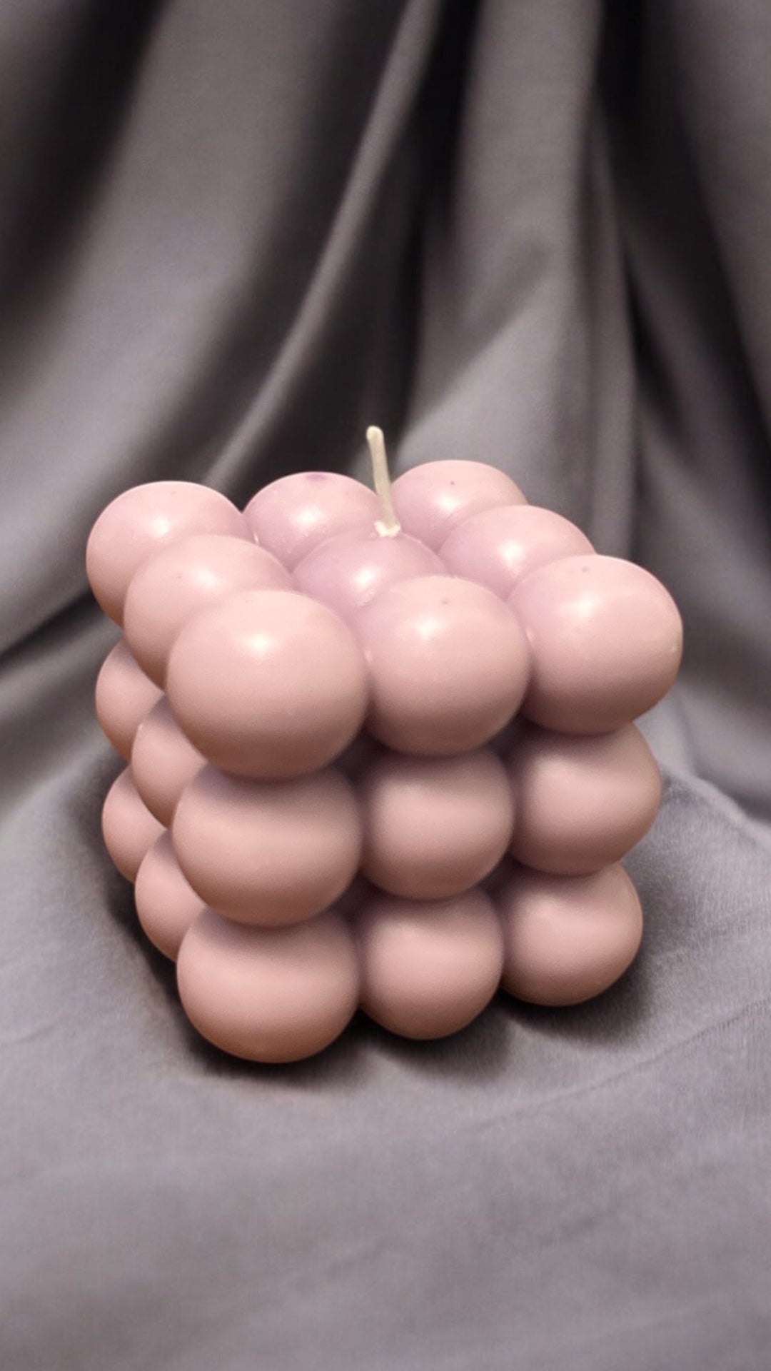 Bubble cube candle